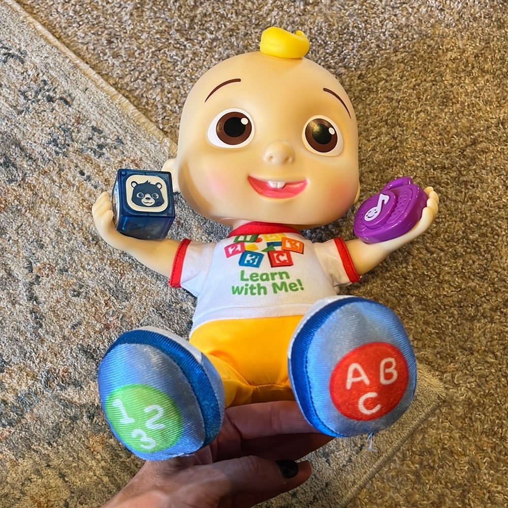 EUC Cocomelon Learn With Me Doll - Picture 3 of 6